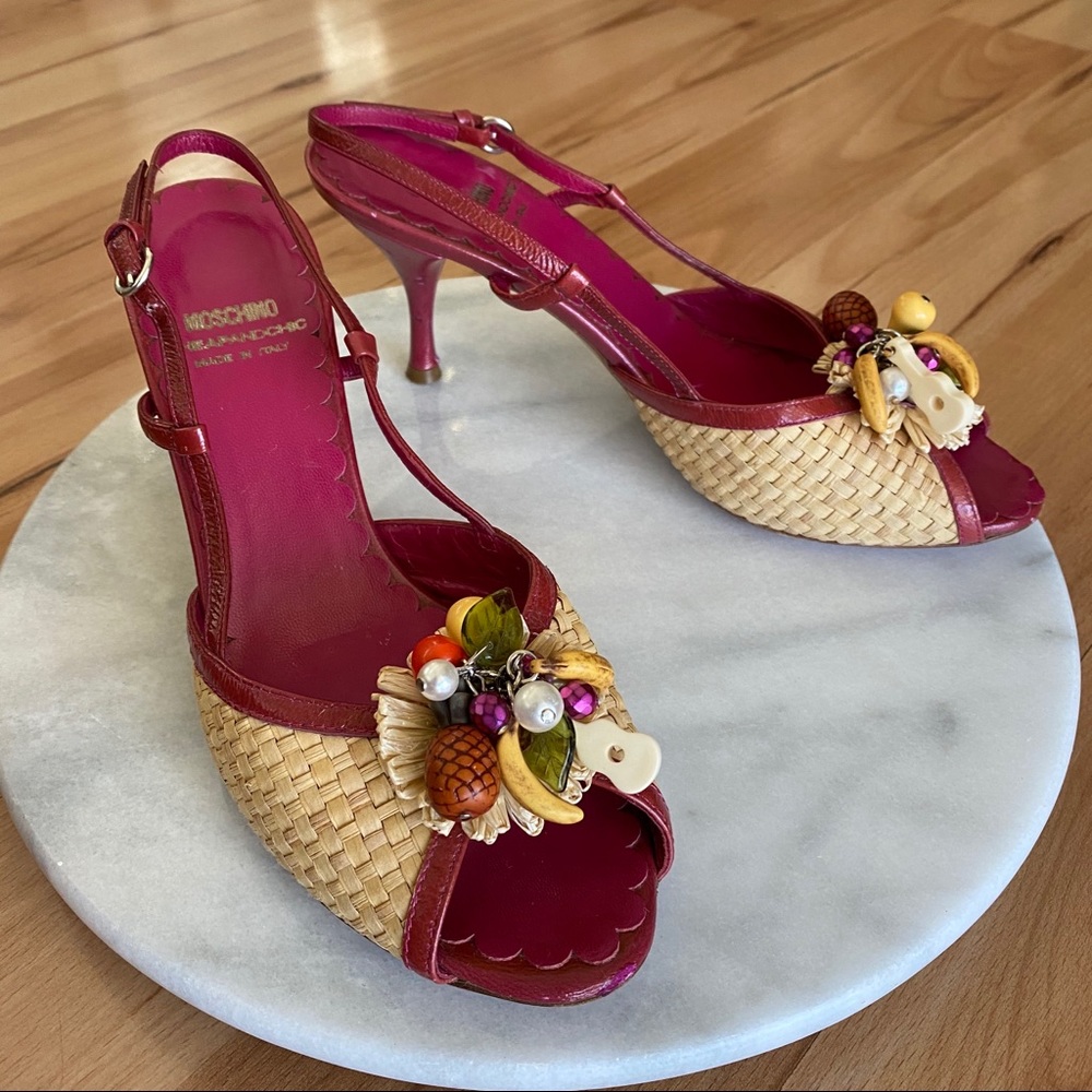 Moschino Wicker & Fruit Charm Peep Toe Heels Sz 37